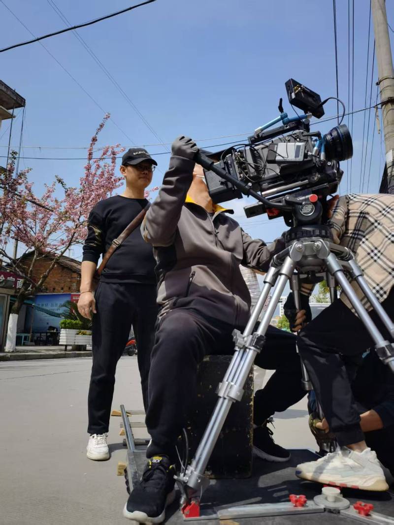 临川区广告片拍摄：快消品牌爆款之选，网感内容适配社媒传播！